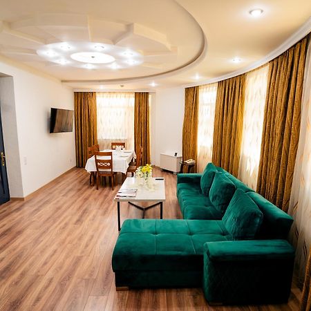 Panorama Villa Lux Hotel บากู ภายนอก รูปภาพ