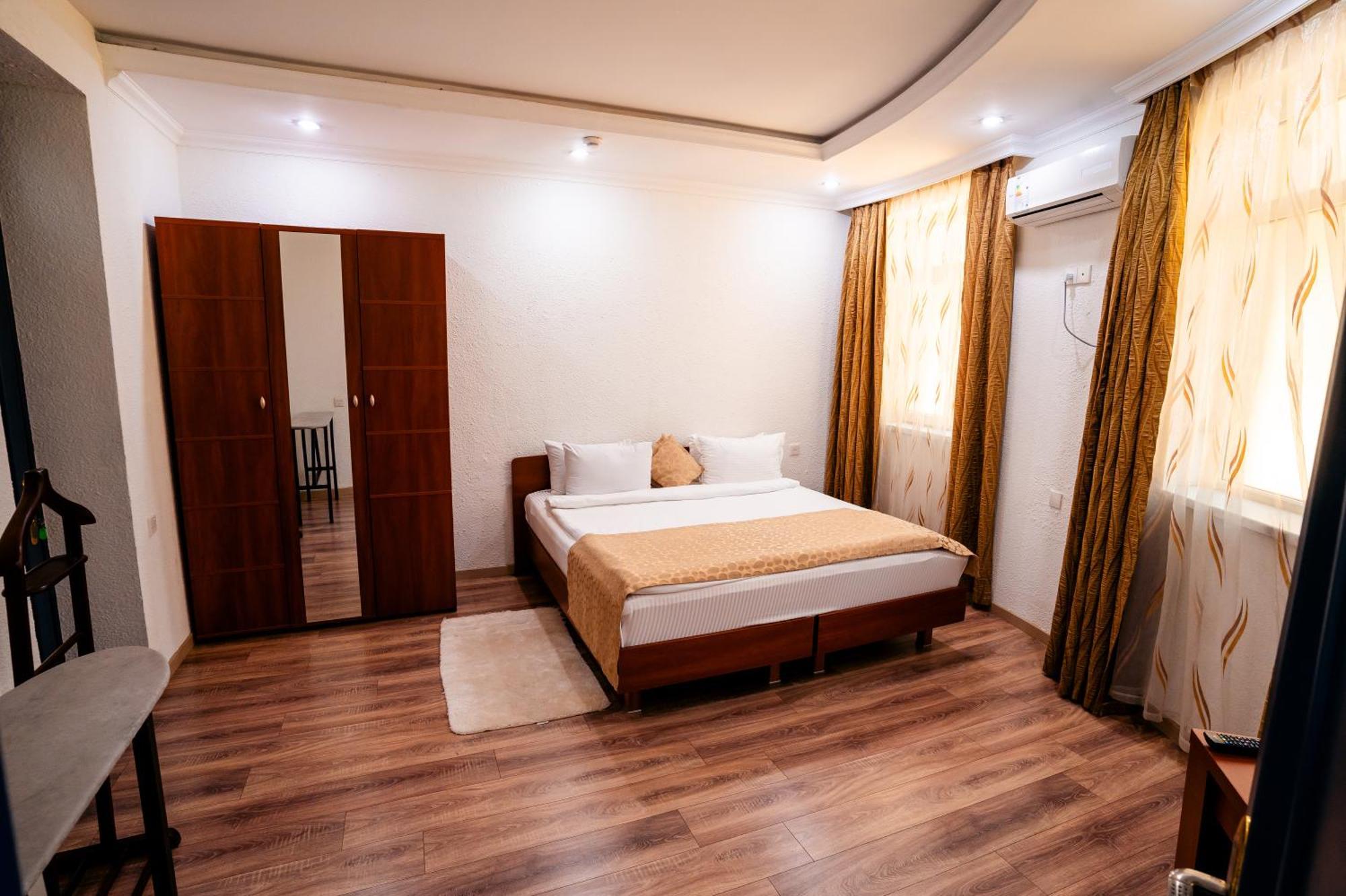 Panorama Villa Lux Hotel บากู ภายนอก รูปภาพ