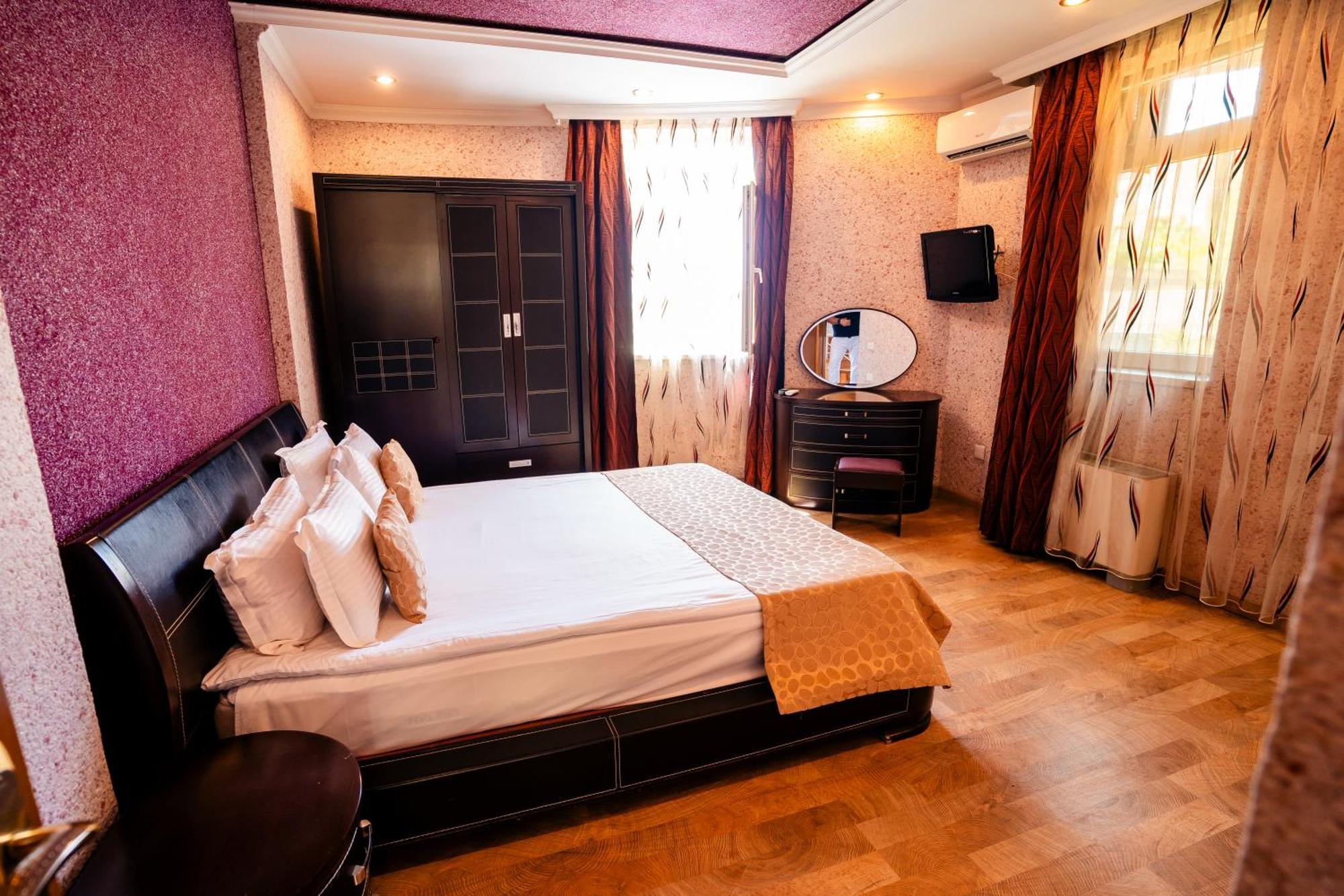 Panorama Villa Lux Hotel บากู ภายนอก รูปภาพ