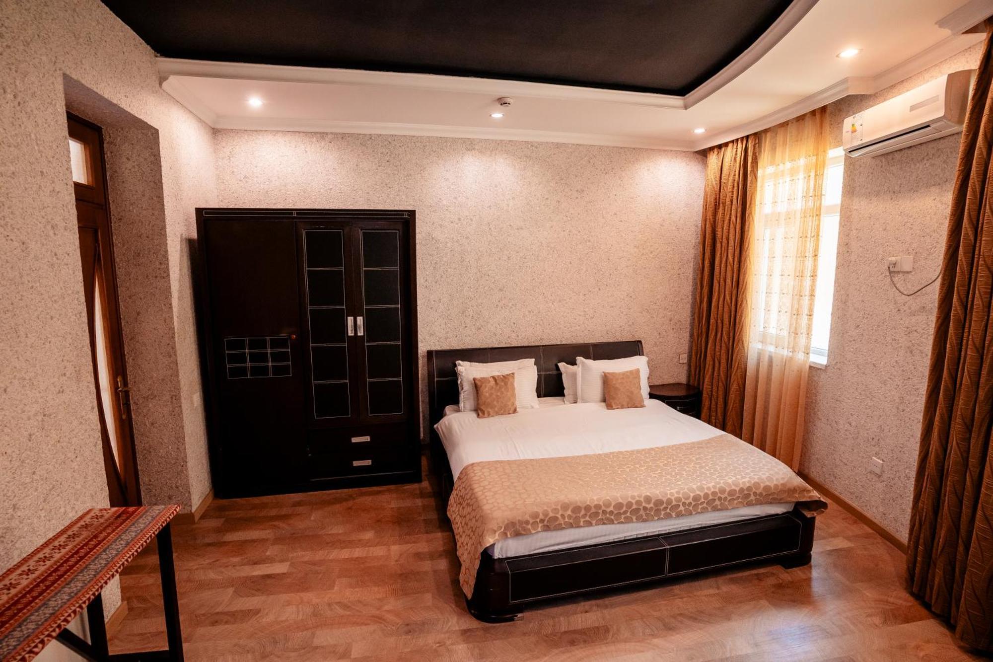 Panorama Villa Lux Hotel บากู ภายนอก รูปภาพ